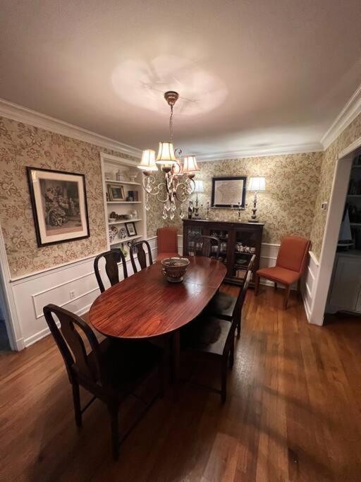 Elegant 6 Bedroom Home In Heart Of 멤피스 외부 사진